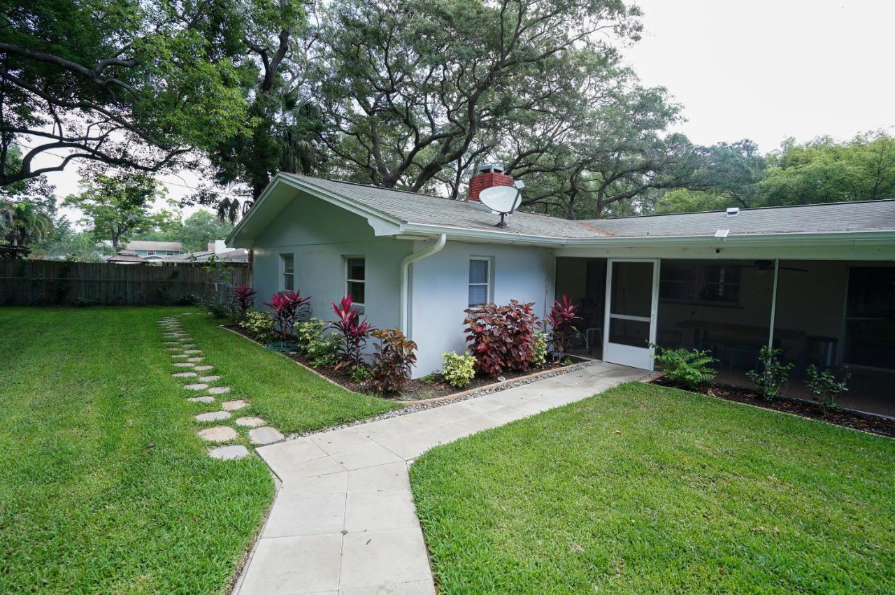 4 Bedroom Clearwater Vacation Home With Amazing Backyard Bagian luar foto