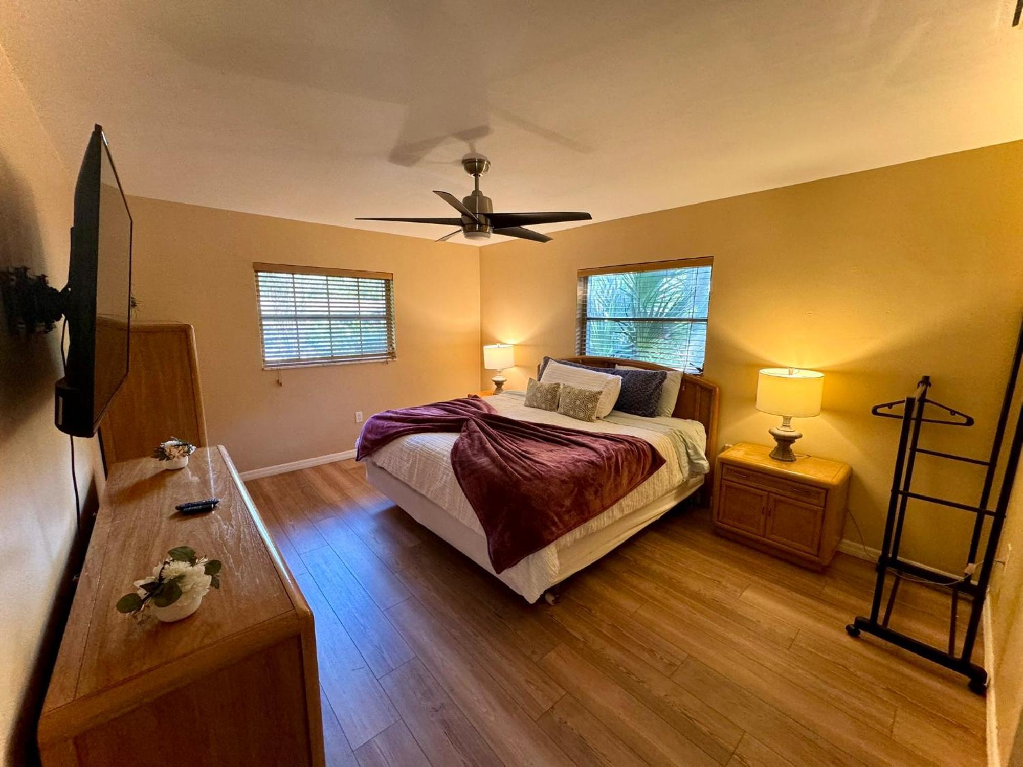 4 Bedroom Clearwater Vacation Home With Amazing Backyard Bagian luar foto